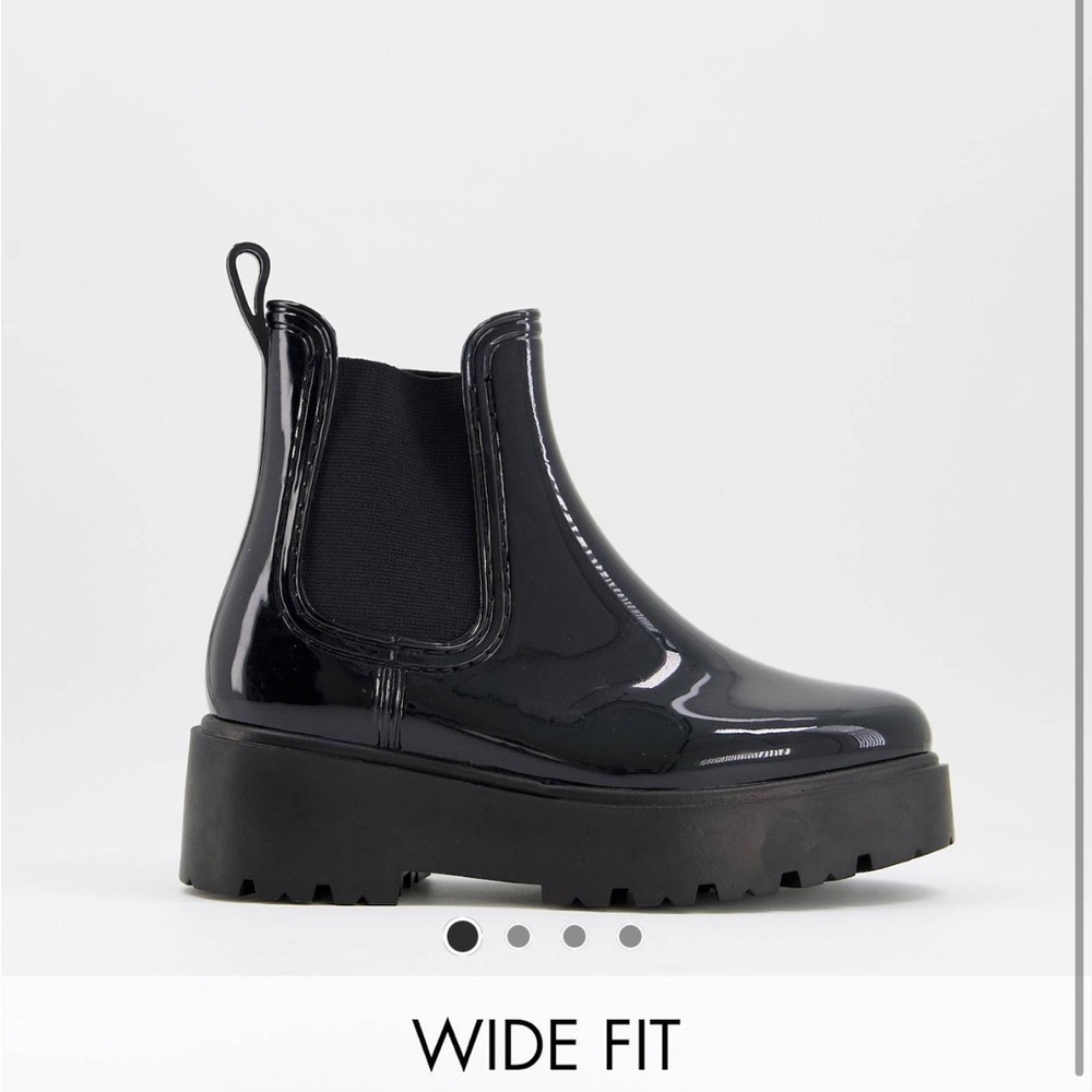ASOS - WIDE FIT GADGET CHUNKY CHELSEA RAIN BOOTS
